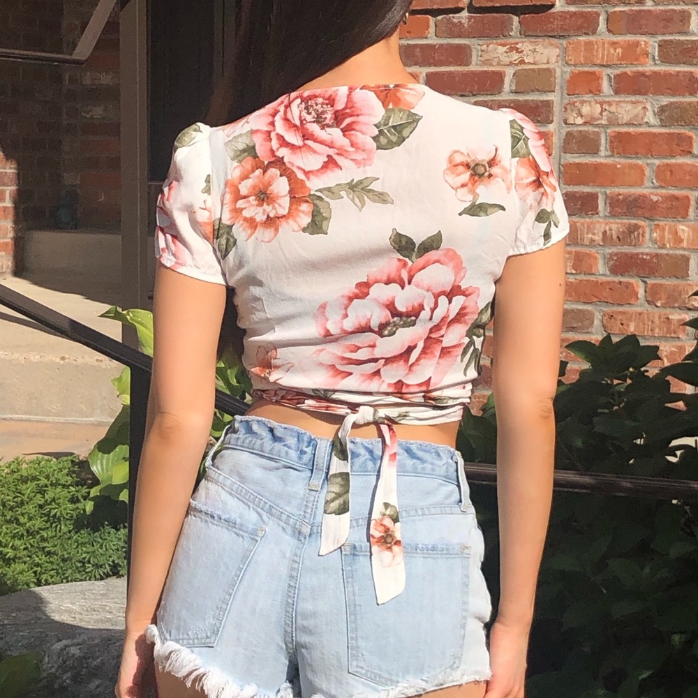 Floral wrap top